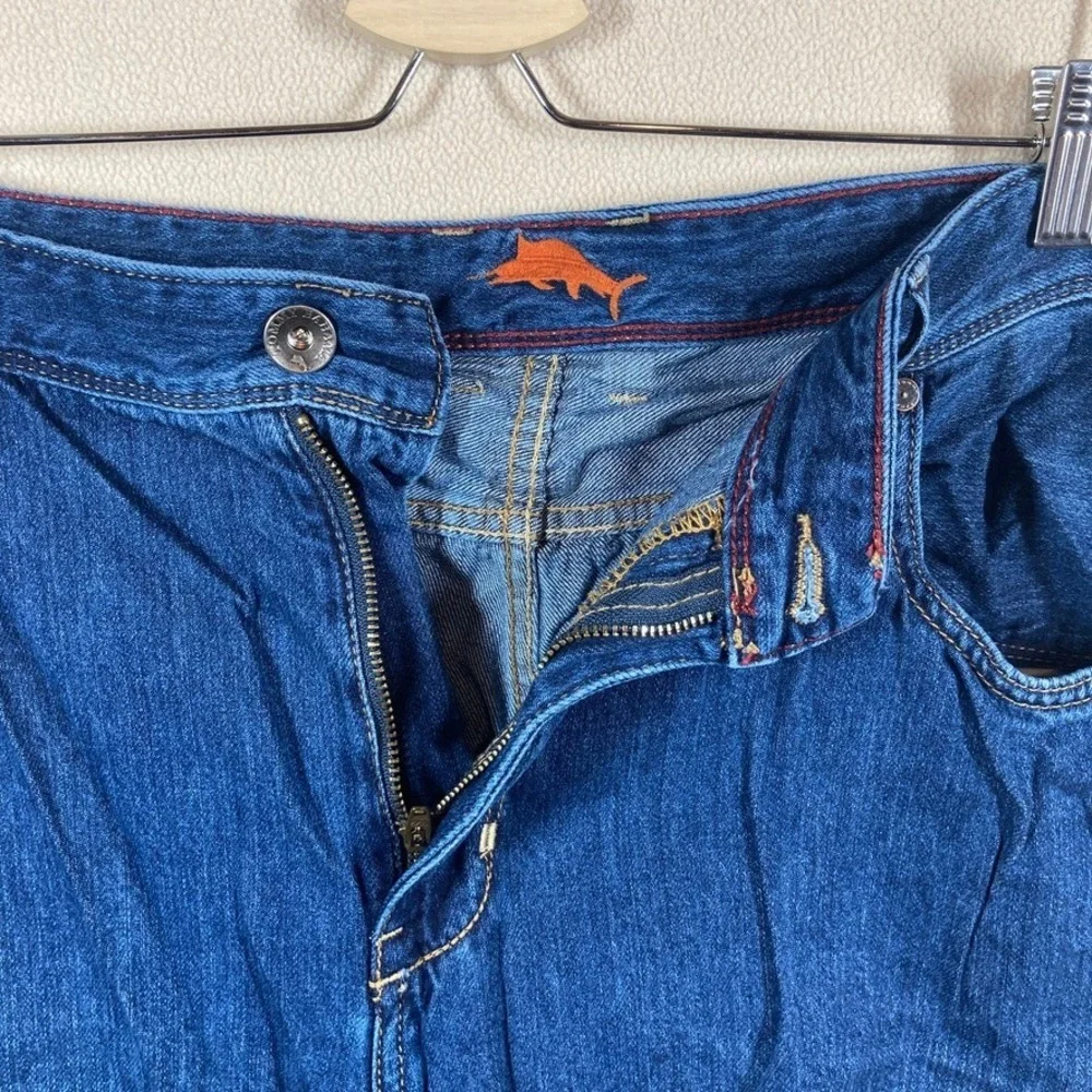 Tommy Bahama Relaxed Fit Straight Leg Jeans 42x29 Blue‎ Med Wash Preppy Casual